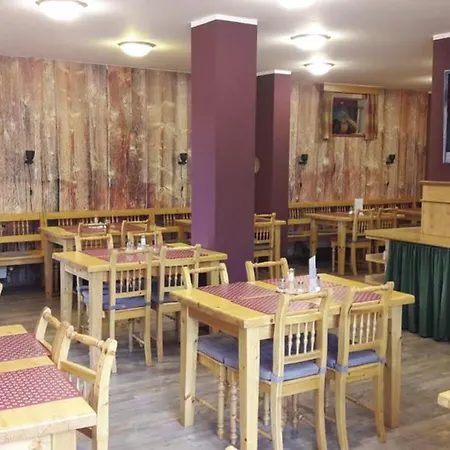 Gasthof Harrachovska Hacienda 3*